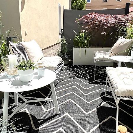 Como Design-Apartment Close To Isar River Area - Centrally Located Мюнхен Екстер'єр фото